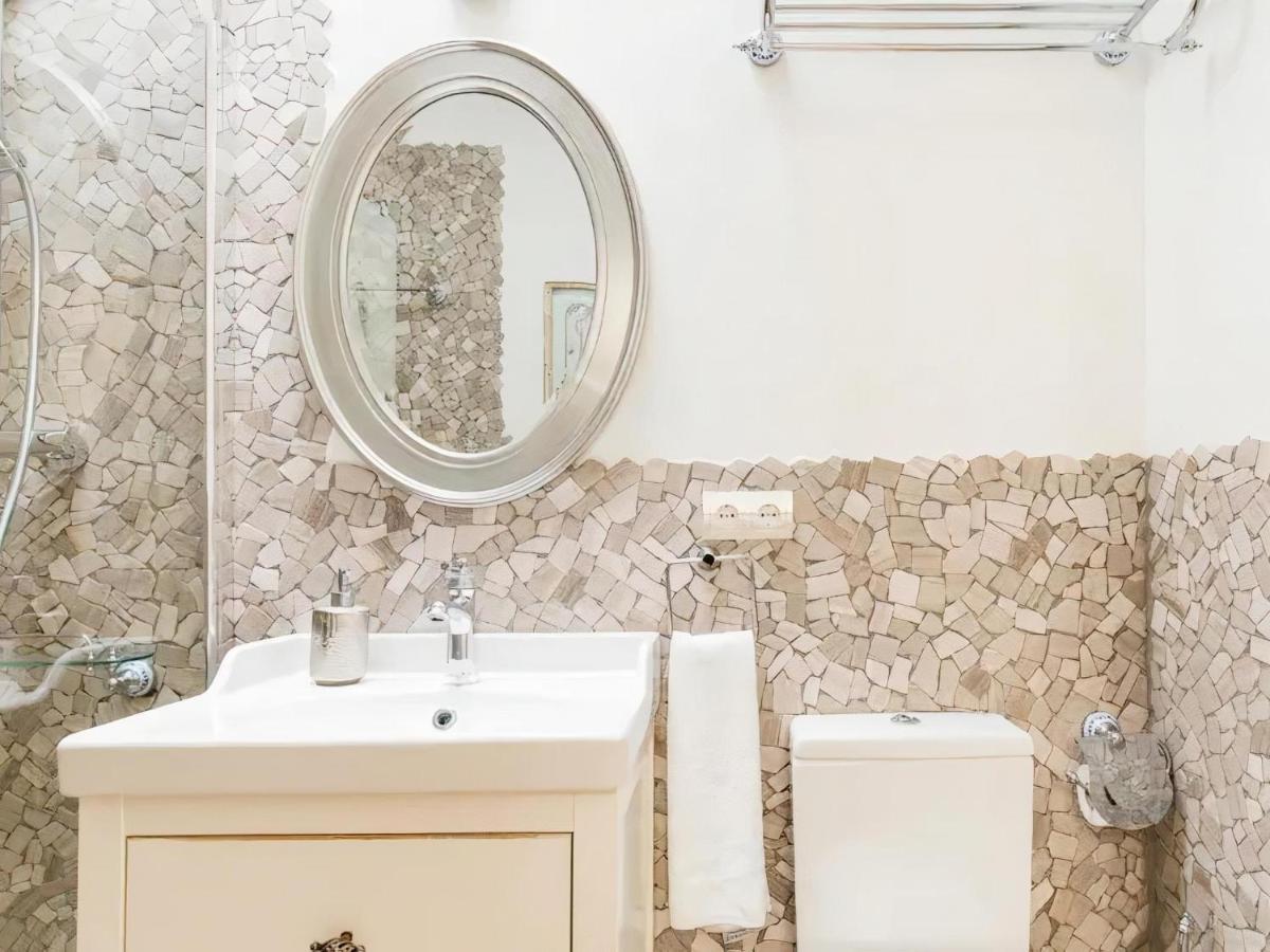 Sitges Spaces Beach House-4 Bedrooms, 3 Bathrooms, Large Terrace, Jacuzzi, Center-Beach Екстериор снимка