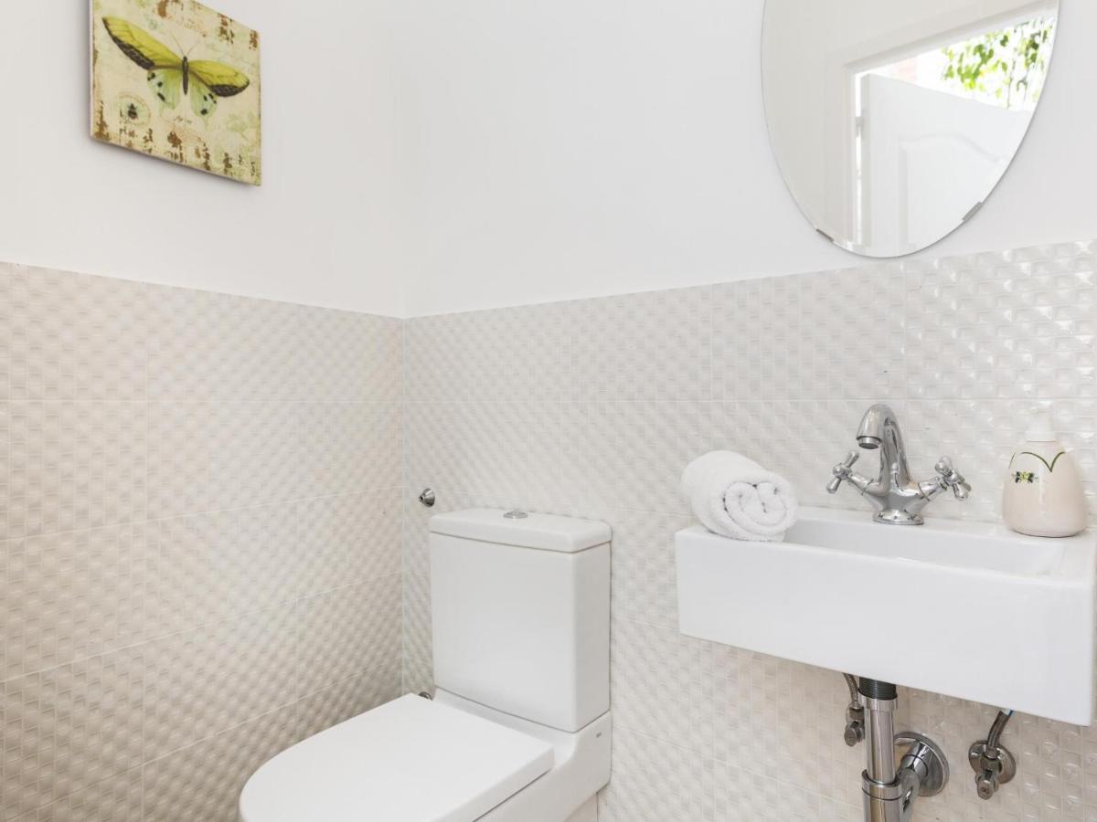 Sitges Spaces Beach House-4 Bedrooms, 3 Bathrooms, Large Terrace, Jacuzzi, Center-Beach Екстериор снимка