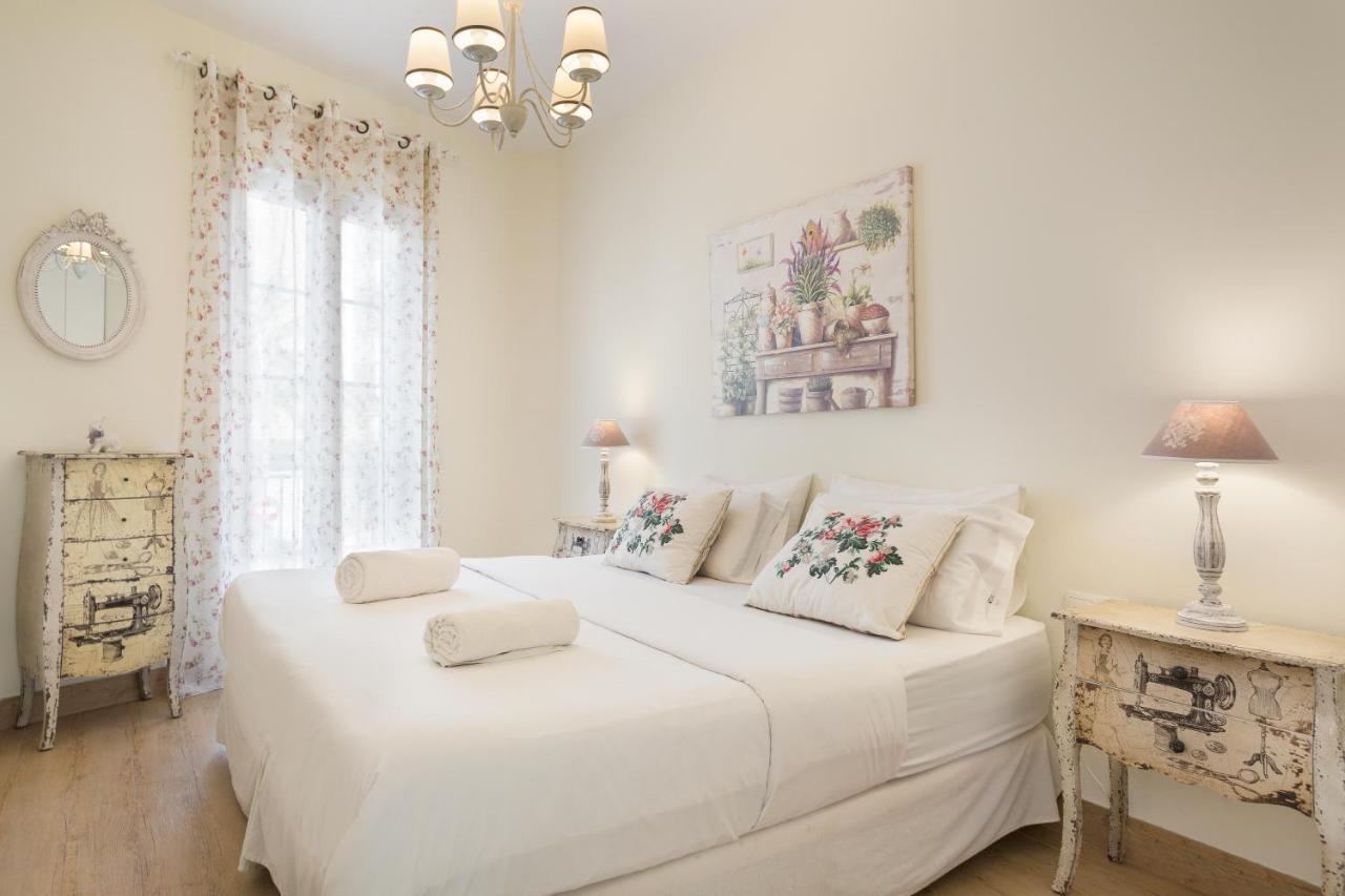 Sitges Spaces Beach House-4 Bedrooms, 3 Bathrooms, Large Terrace, Jacuzzi, Center-Beach Екстериор снимка