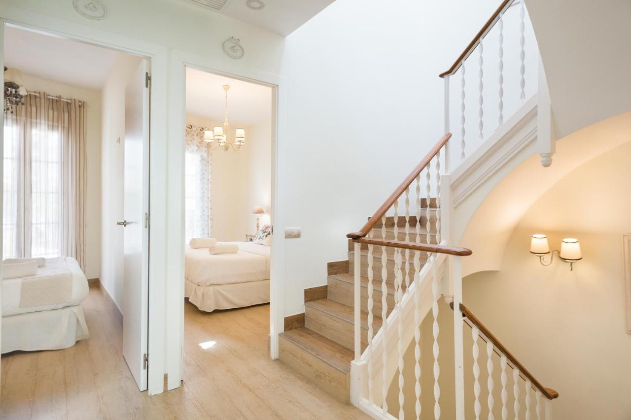 Sitges Spaces Beach House-4 Bedrooms, 3 Bathrooms, Large Terrace, Jacuzzi, Center-Beach Екстериор снимка
